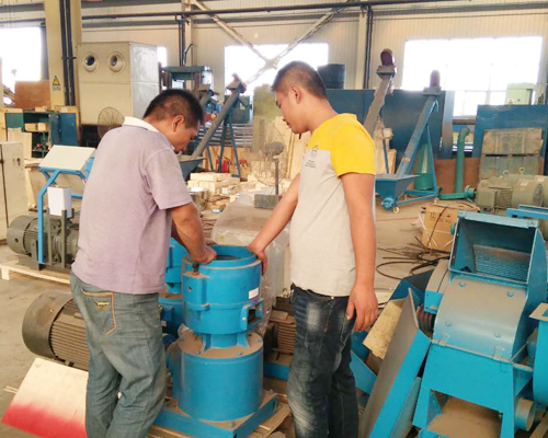 ˮұ�͑�(h��)ԭ��ʯī 300�̈́�(d��ng)�P(p��n)�w���C(j��)���ڷQ(ch��ng)ٝ